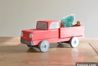 Build Your Own Vintage Christmas Truck Free Plans