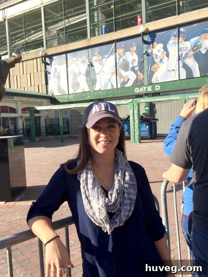 Wrigleyville neighborhood buzzing with activity