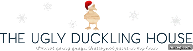 Ugly Duckling House Christmas blog logo (repeat of beginning of year)