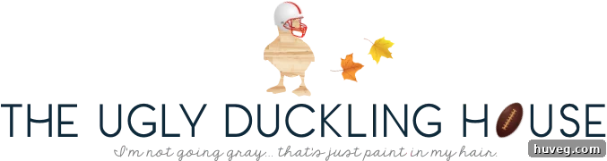 Ugly Duckling House September (Fall) blog logo