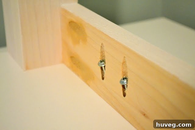 Screws in pocket holes