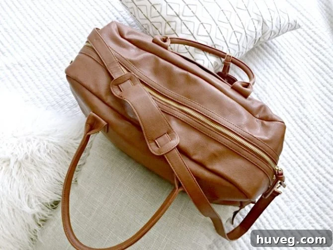 Stylish weekender bag for overnight business trips