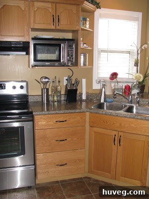 Close-up 'before' picture of the kitchen cabinet details