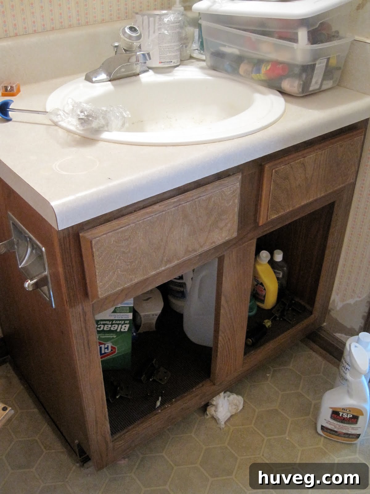 Before Rust-Oleum Cabinet Transformation - old, tired cabinet