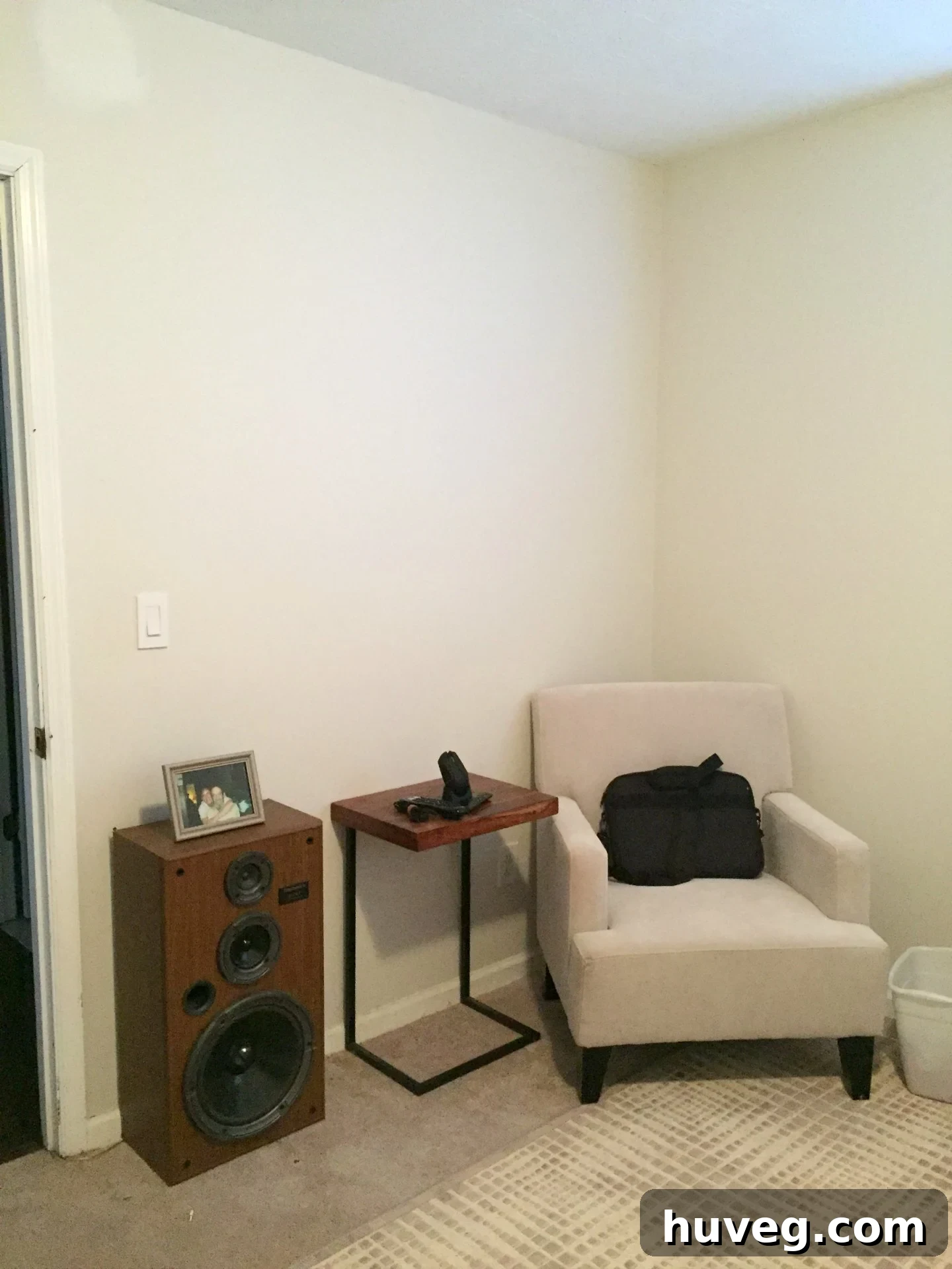 guest bedroom before - right back corner