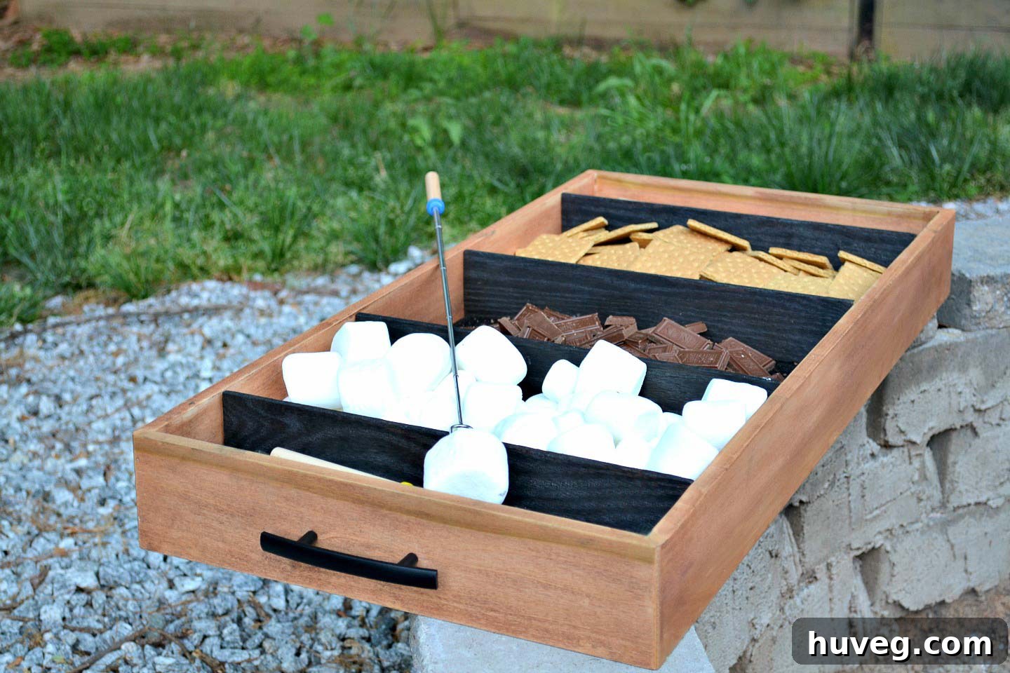 Perfect for summer entertaining, this charred wood s’mores tray uses the ancient Japanese technique of shou sugi ban