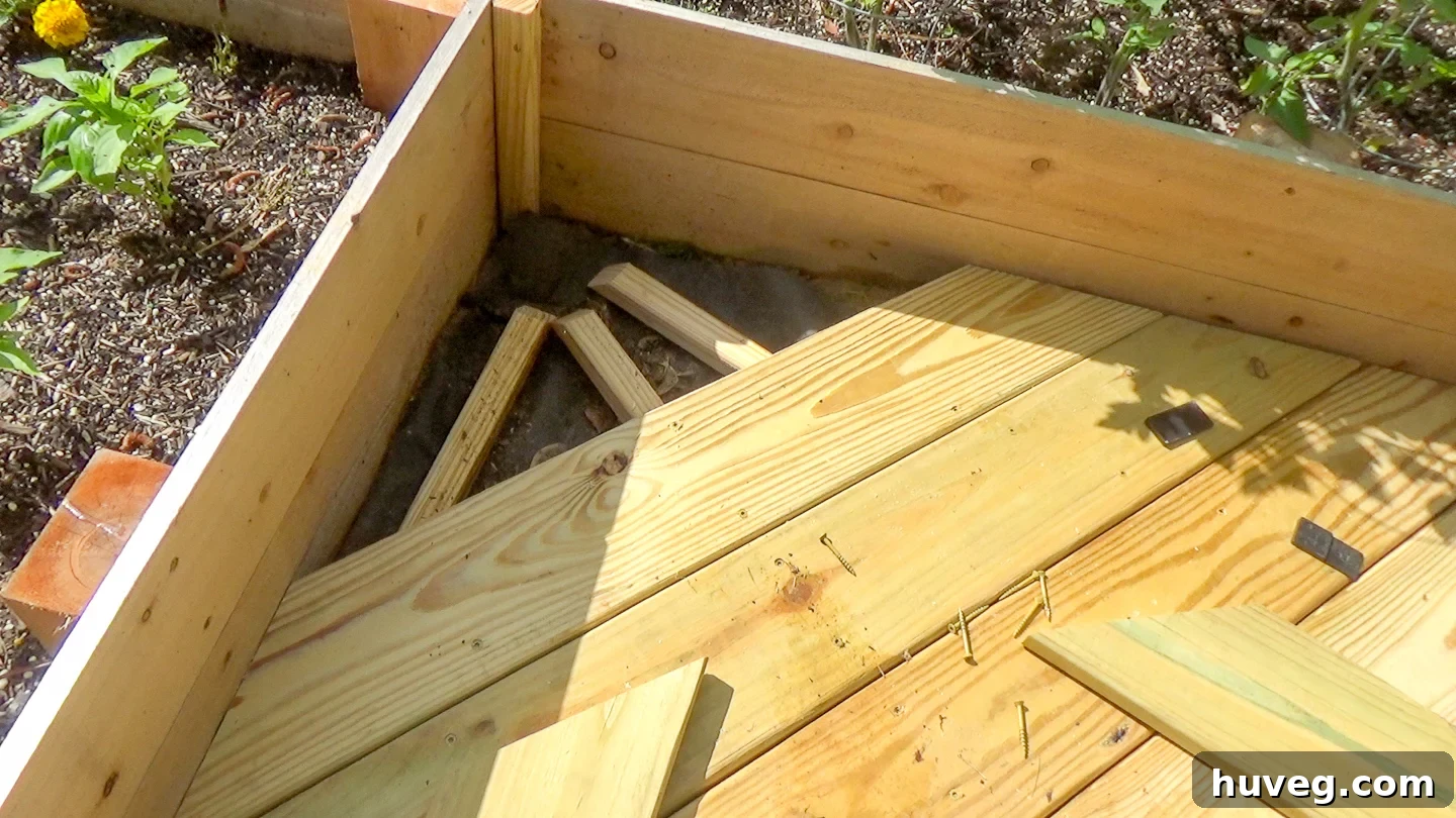 inside corner of mini deck