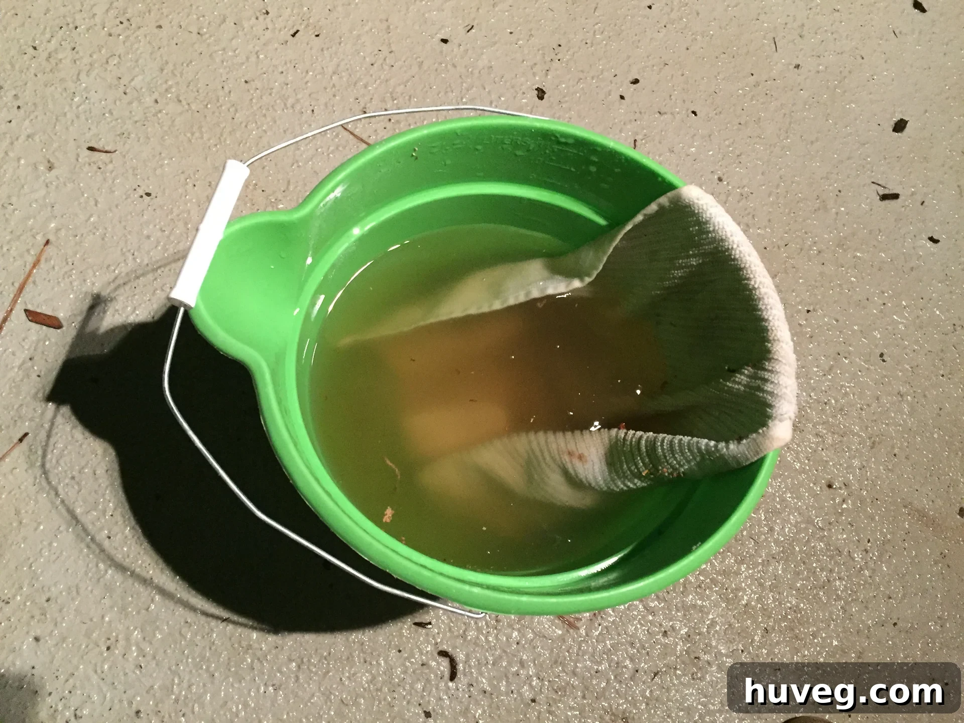 filled bucket with water