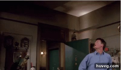 hitting ceiling with broomstick - Friends