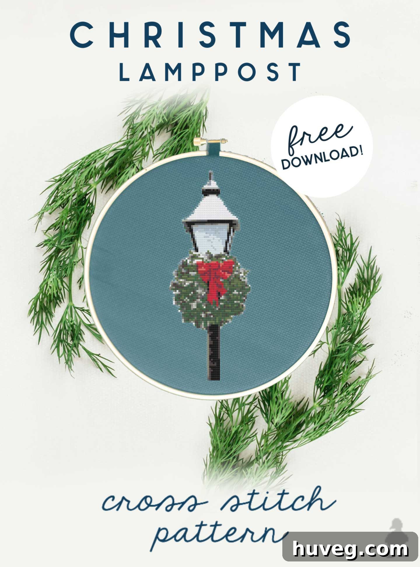Downloadable free Christmas lamppost cross stitch pattern with intricate details