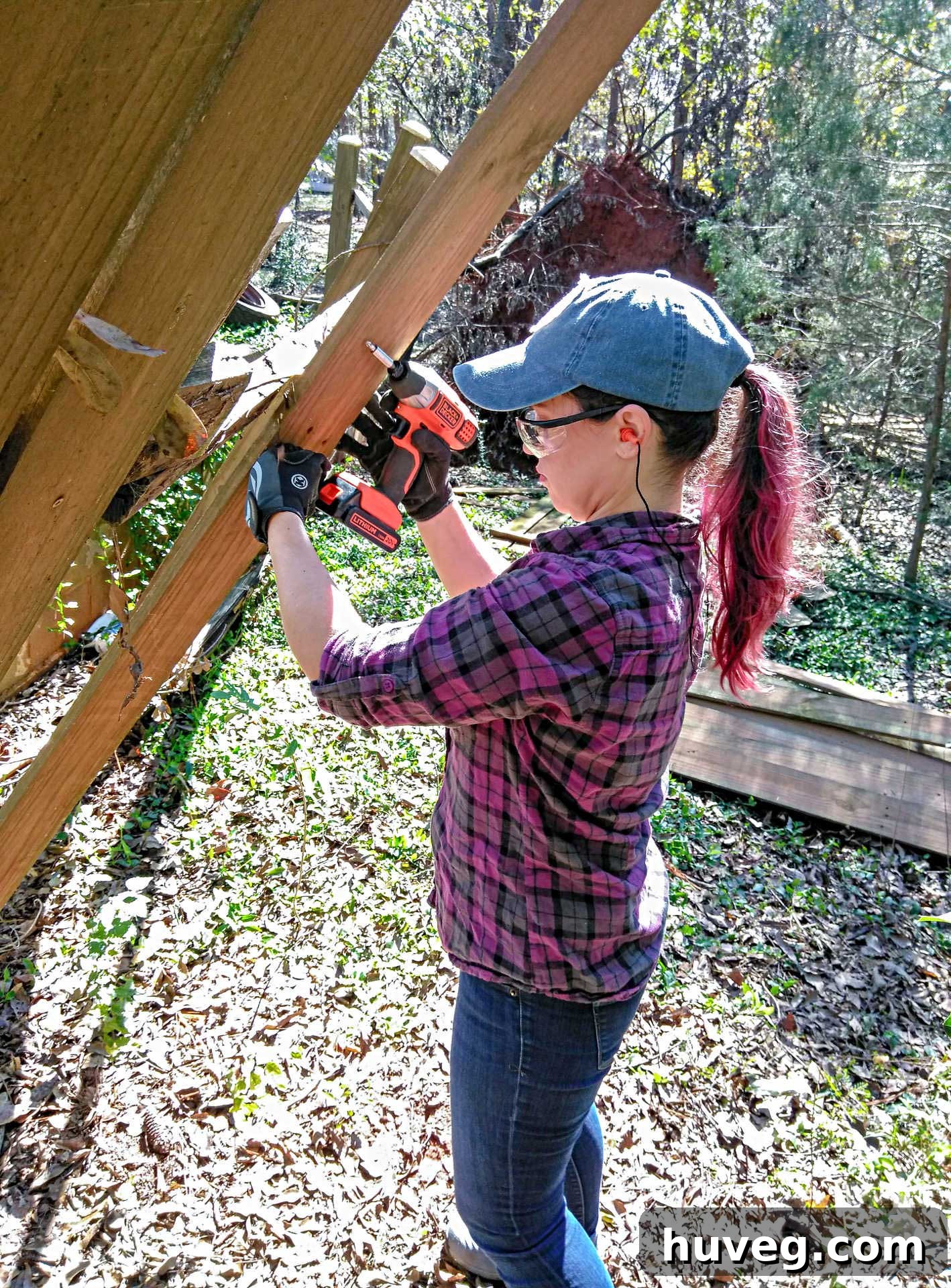 taking-down-fence-from-storm-damage-in-Americus-3