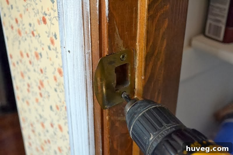 Preparing Pantry Doors for Painting - Before Priming