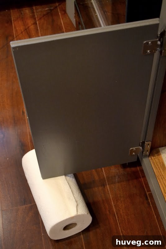 Creative support used for lower cabinet door installation