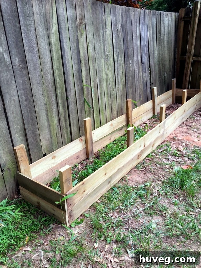 Raised garden bed