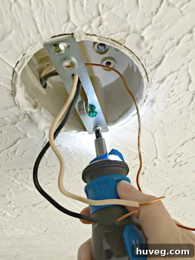install light